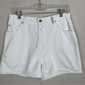 Vintage White Denim Sasson Shorts 6-8
